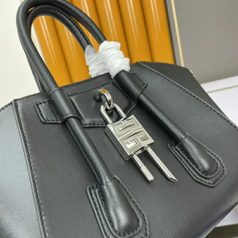 givenchy aaa qualite sac a main  pour femme s_10762373